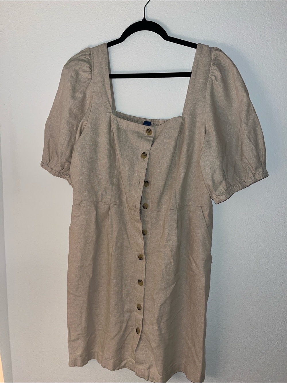 Old Navy Beige Button-Front Puff Sleeve Dress